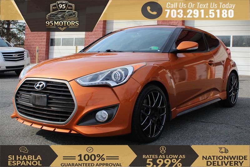 2016 Hyundai Veloster Base's photo