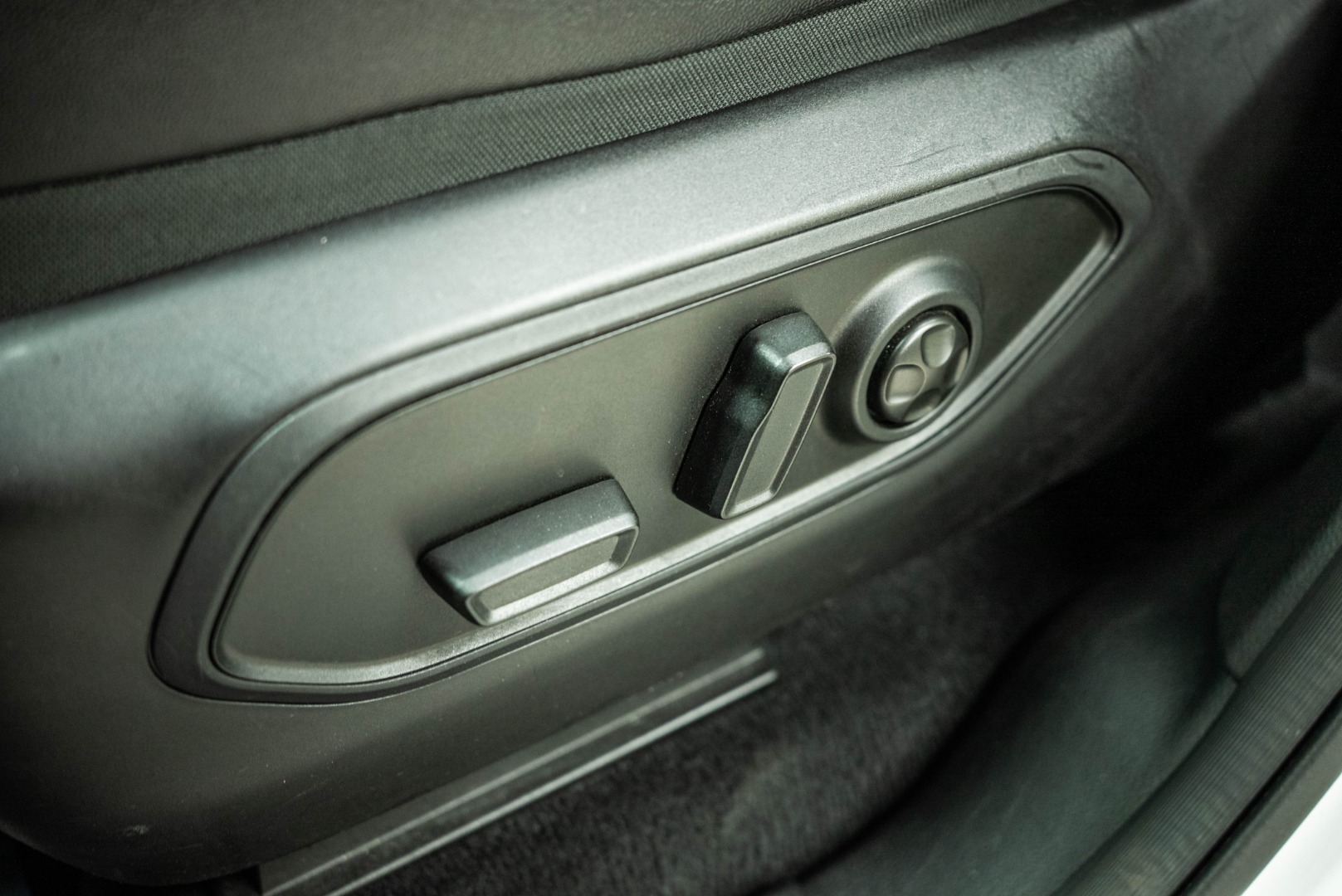 2024 Jeep Grand Cherokee Limited photo 15