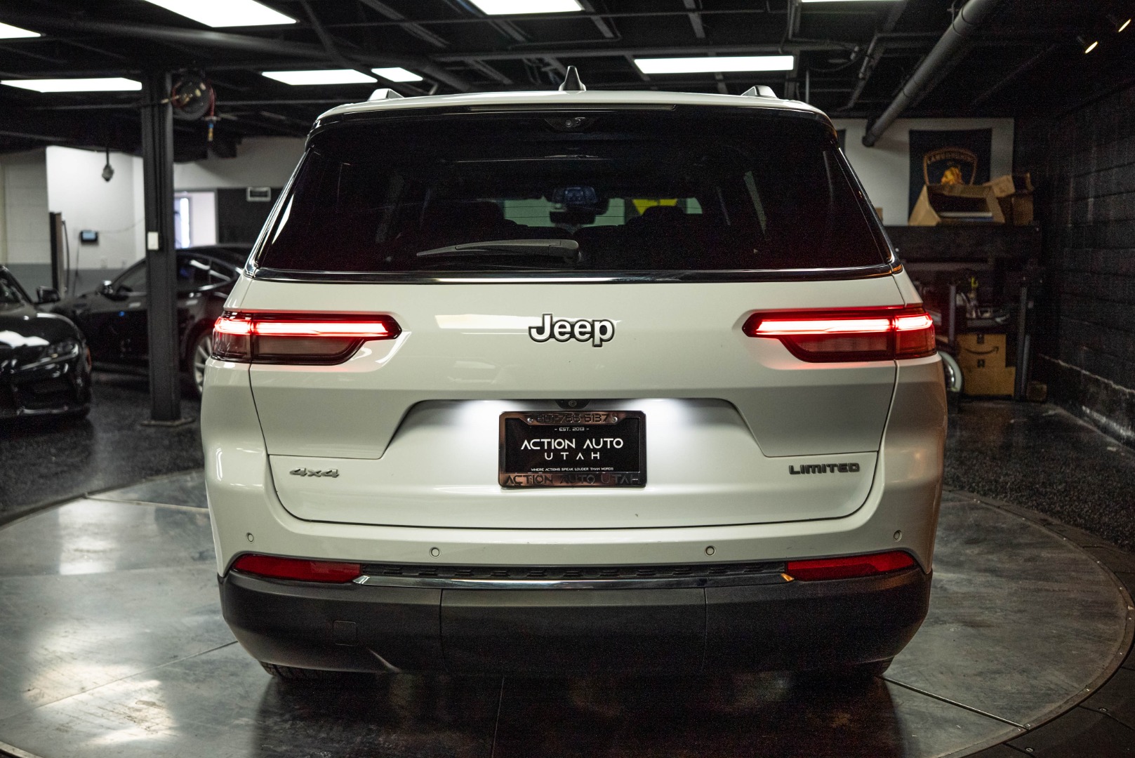 2024 Jeep Grand Cherokee Limited photo 5