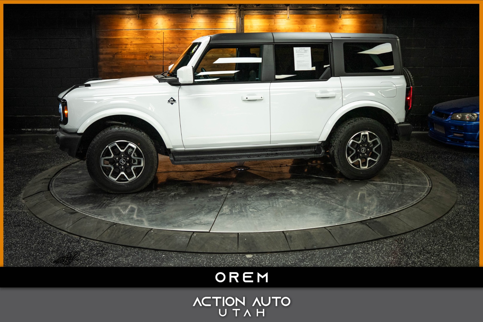 2025 Ford Bronco 4-Door Outer Banks's photo