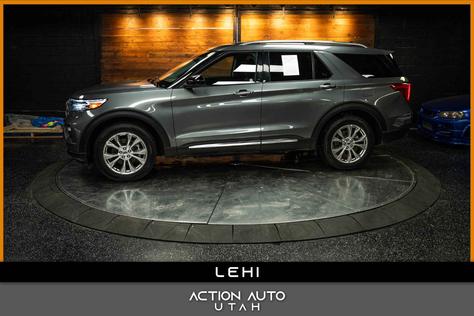 2024 Ford Explorer Limited's photo