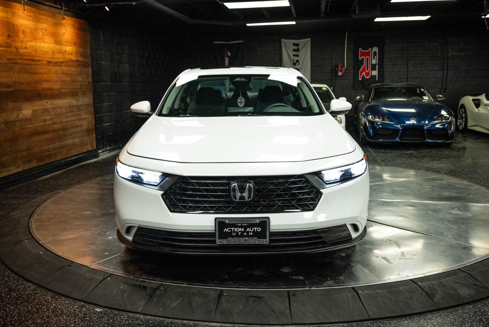 2023 Honda Accord EX photo 4