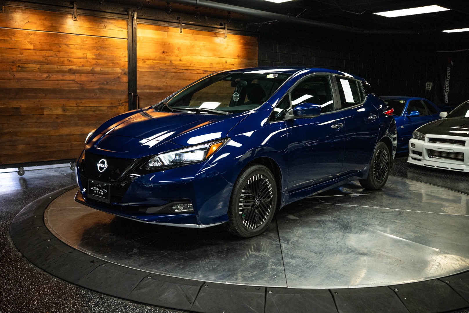 2024 Nissan Leaf SV Plus photo 2