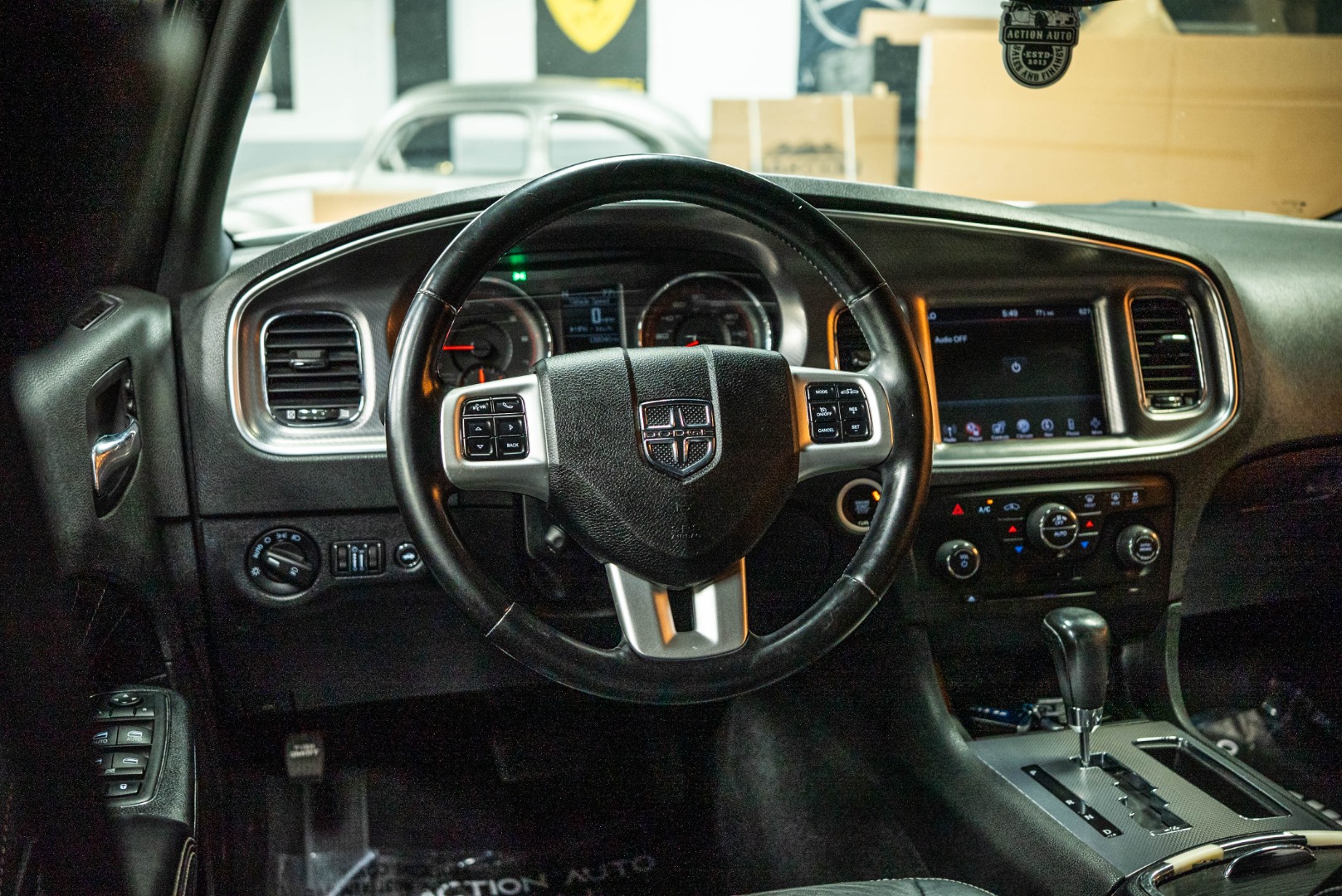 2011 Dodge Charger R/T Max photo 16