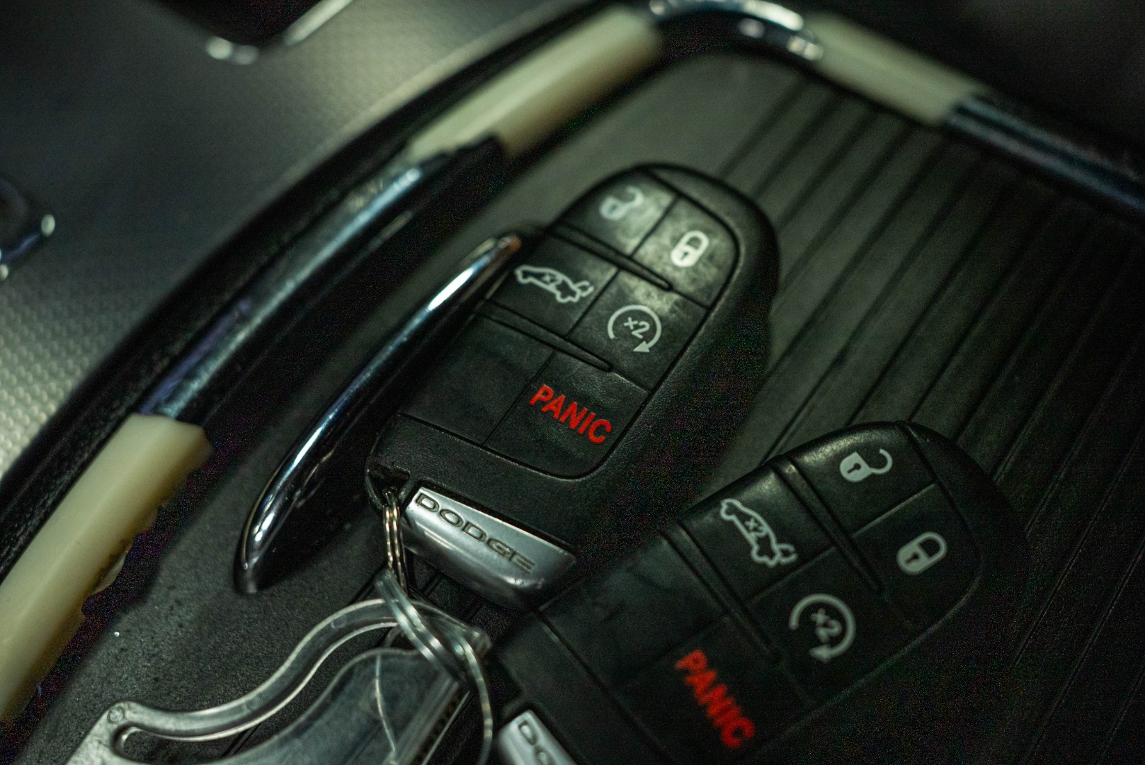 2011 Dodge Charger R/T Max photo 21