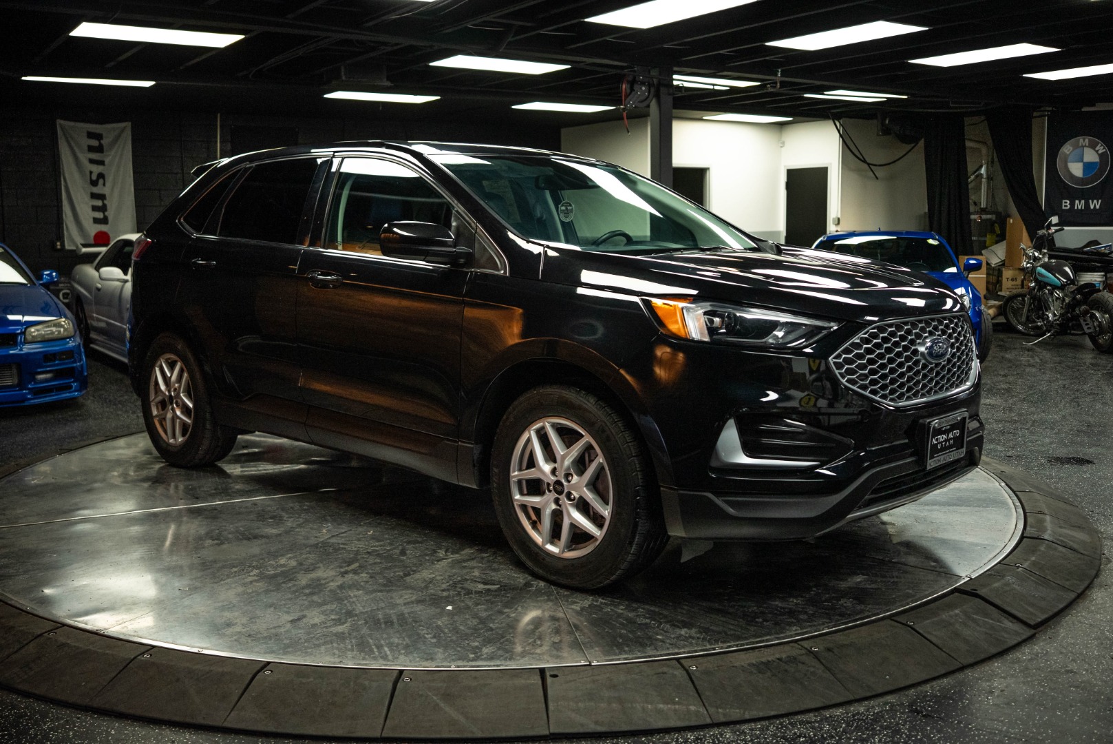 2024 Ford Edge SEL photo 3