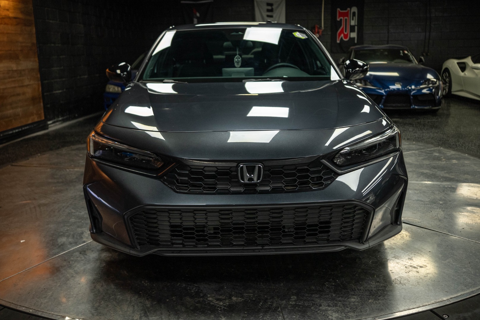2025 Honda Civic Sport photo 3