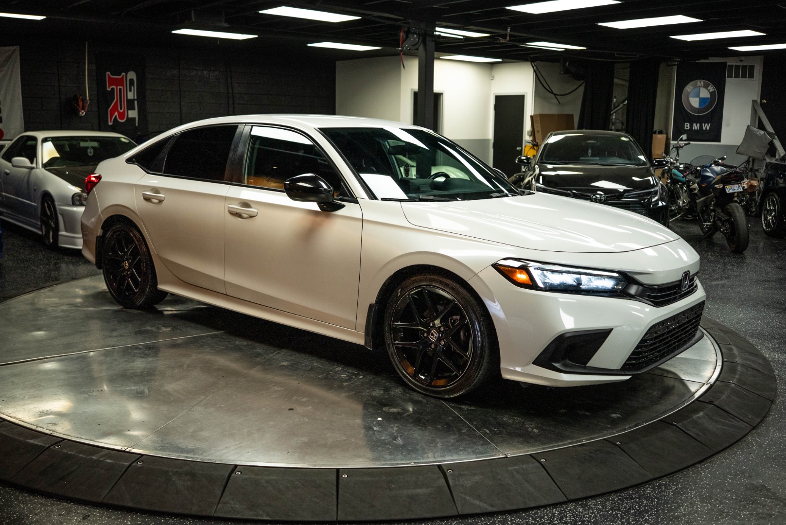 2023 Honda Civic Sport photo 3