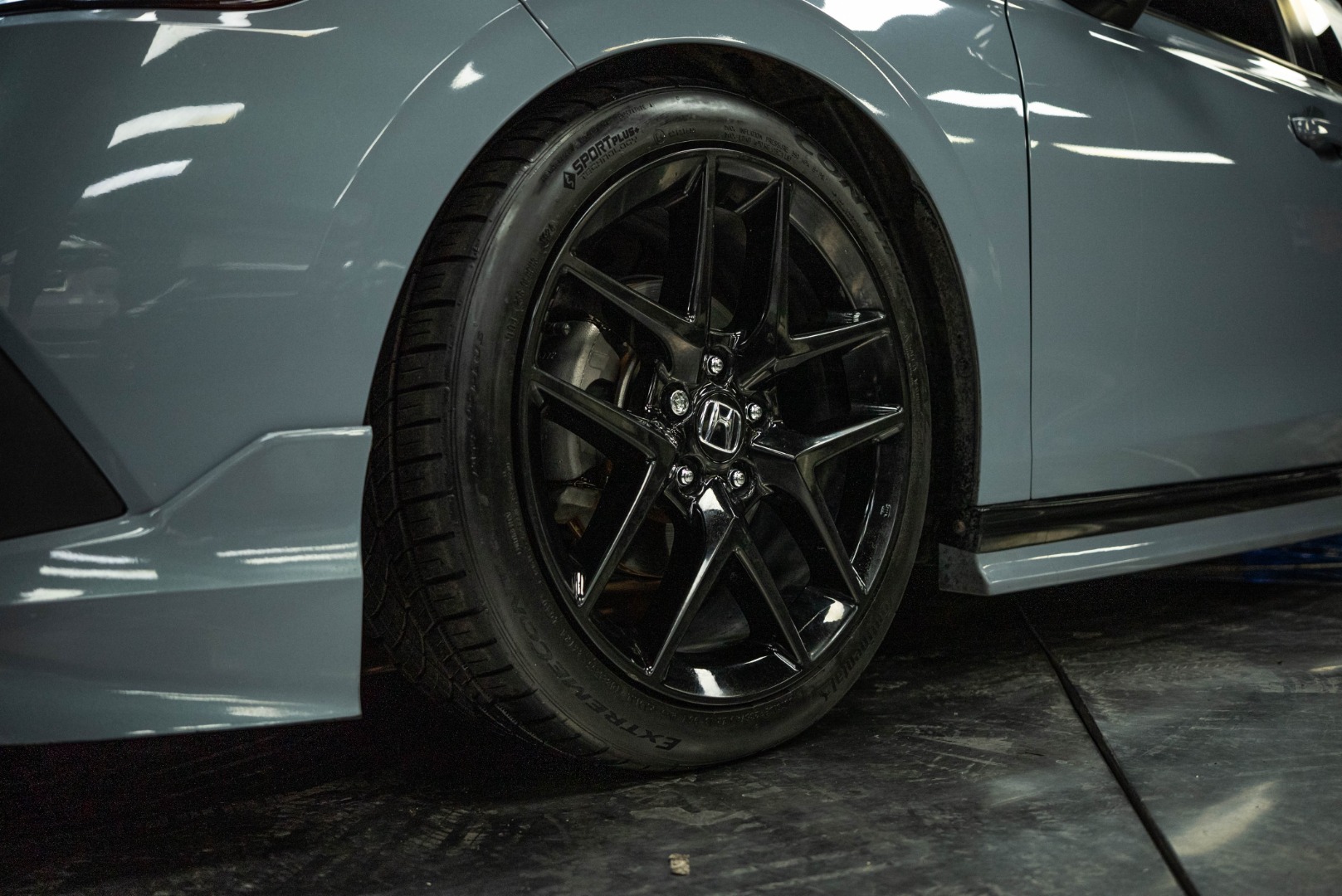 2023 Honda Civic Sport photo 3