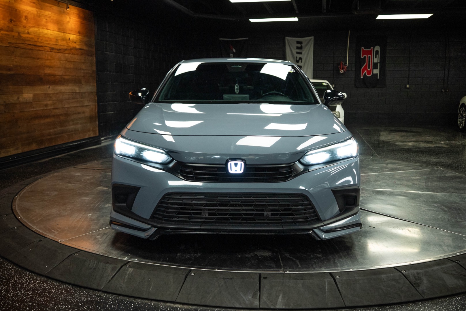 2023 Honda Civic Sport photo 4