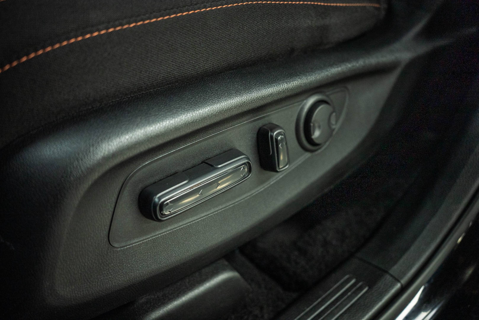 2023 Honda CR-V Hybrid Sport photo 13