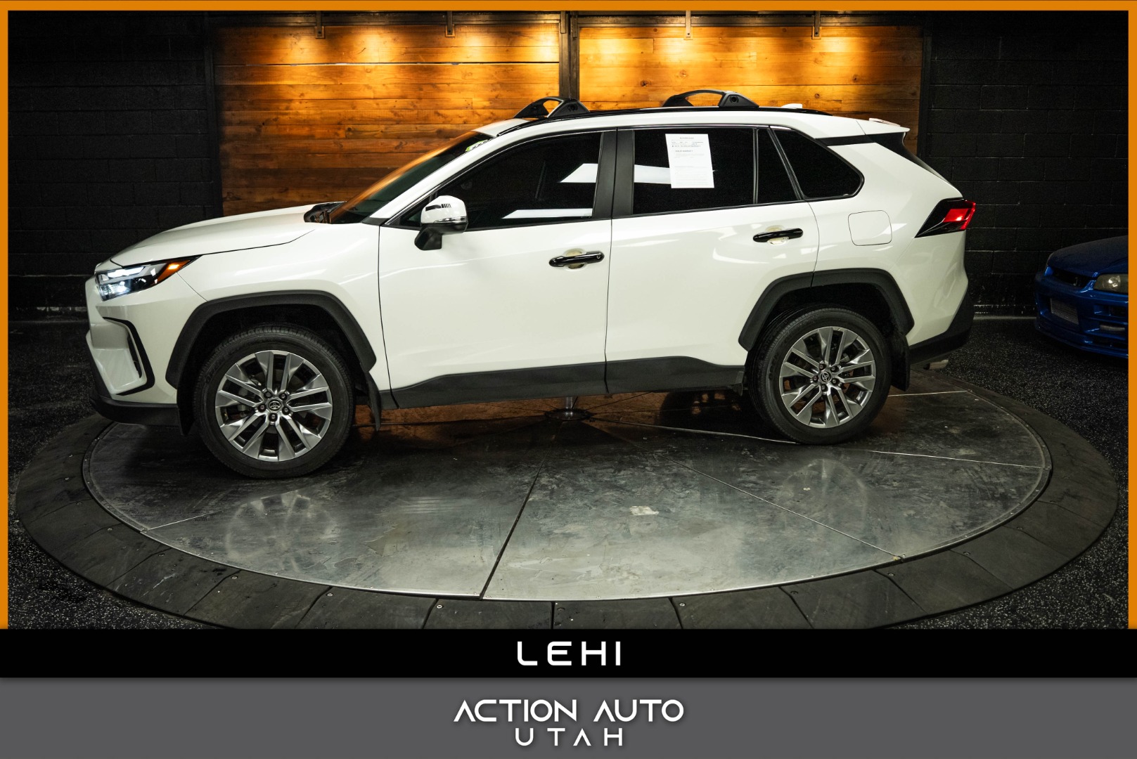 2022 Toyota RAV4 XLE Premium's photo