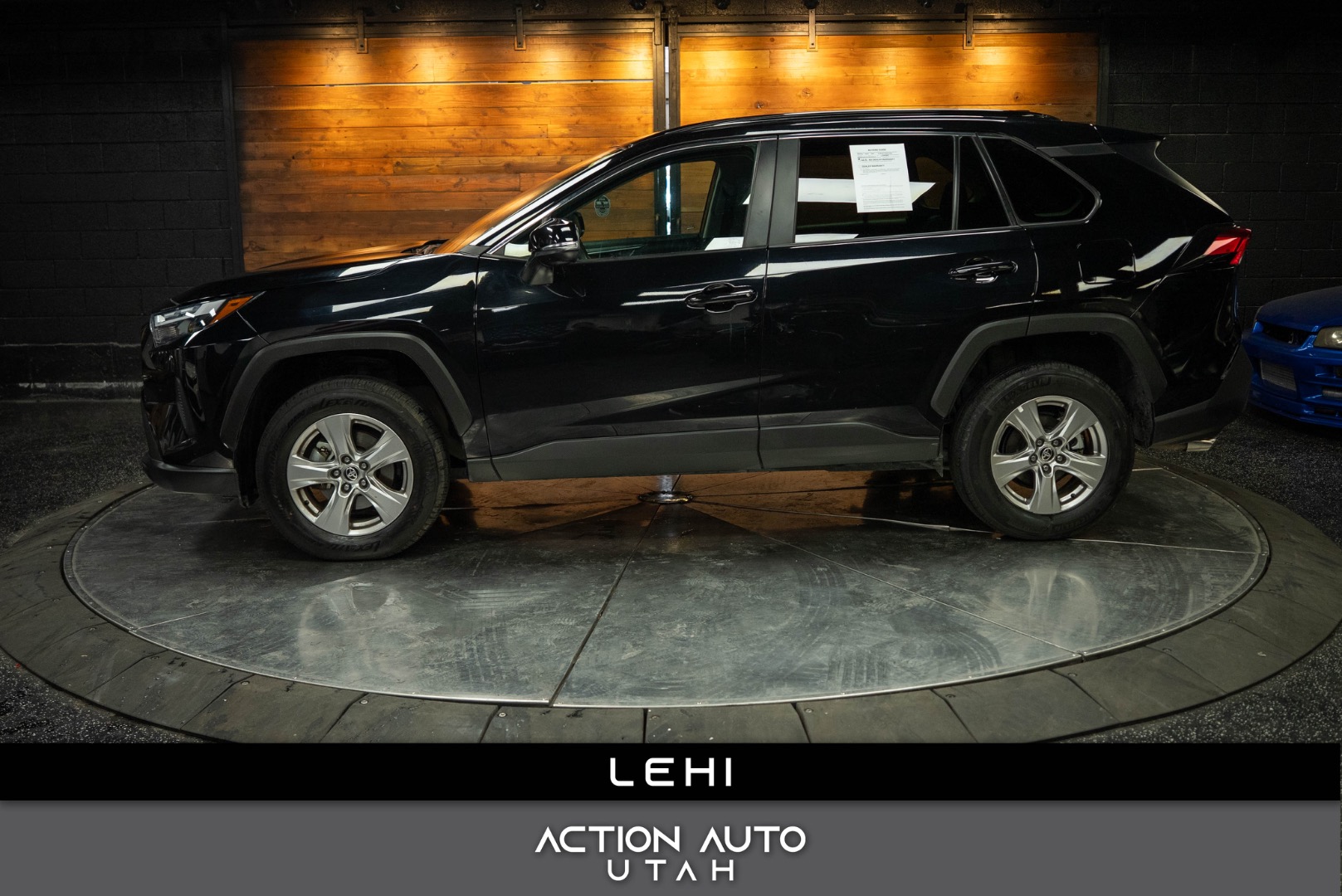 2024 Toyota RAV4 XLE's photo