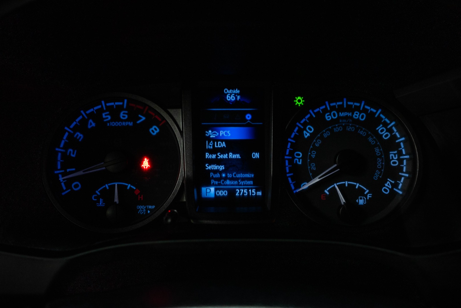 2023 Toyota Tacoma TRD Off-Road photo 15