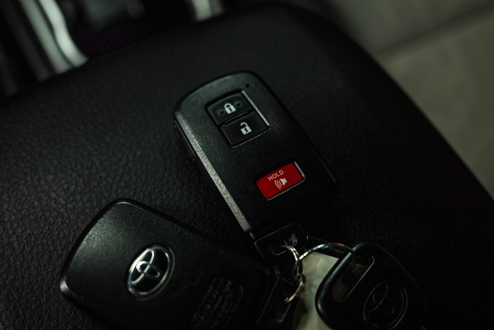 2023 Toyota Tacoma TRD Off-Road photo 18