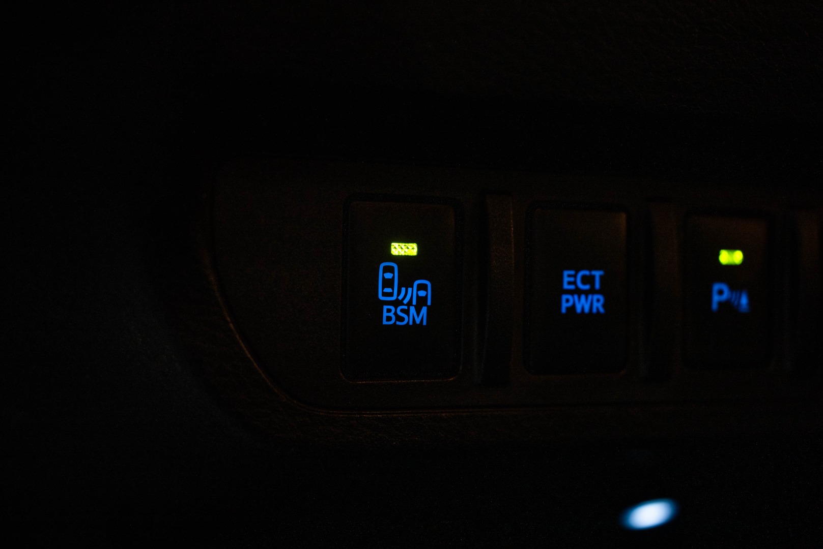2023 Toyota Tacoma TRD Off-Road photo 19