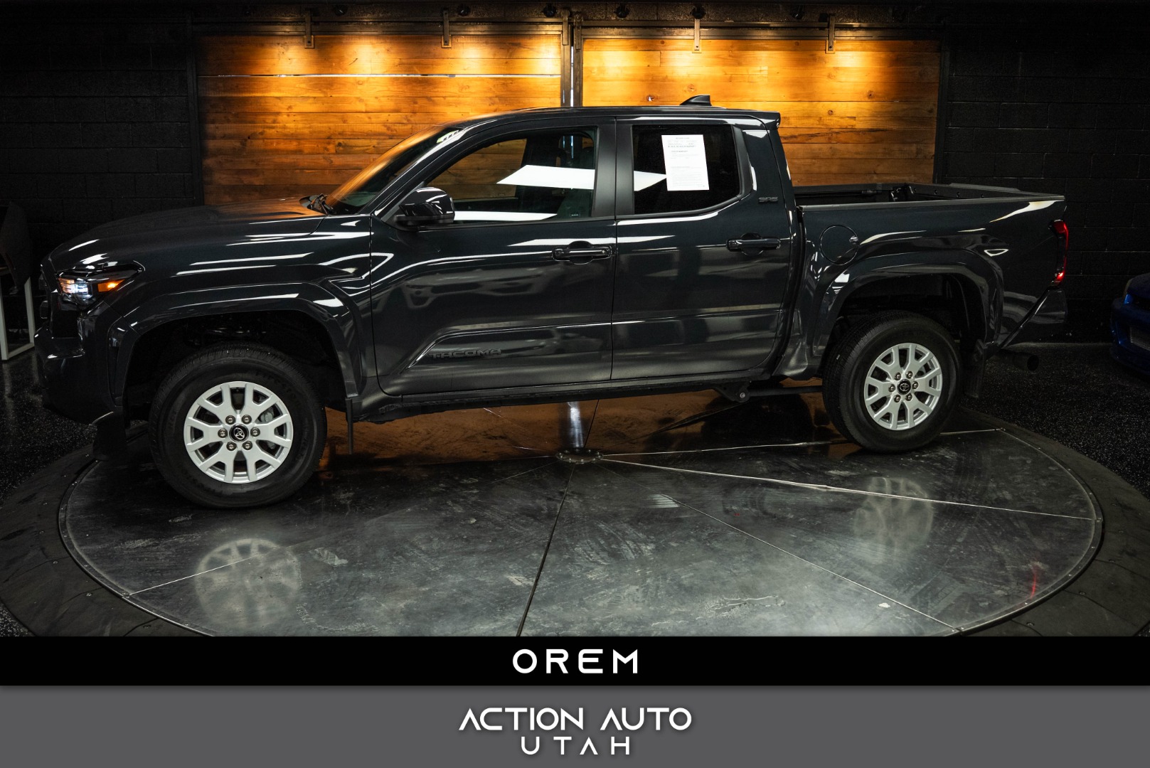 2024 Toyota Tacoma SR5's photo