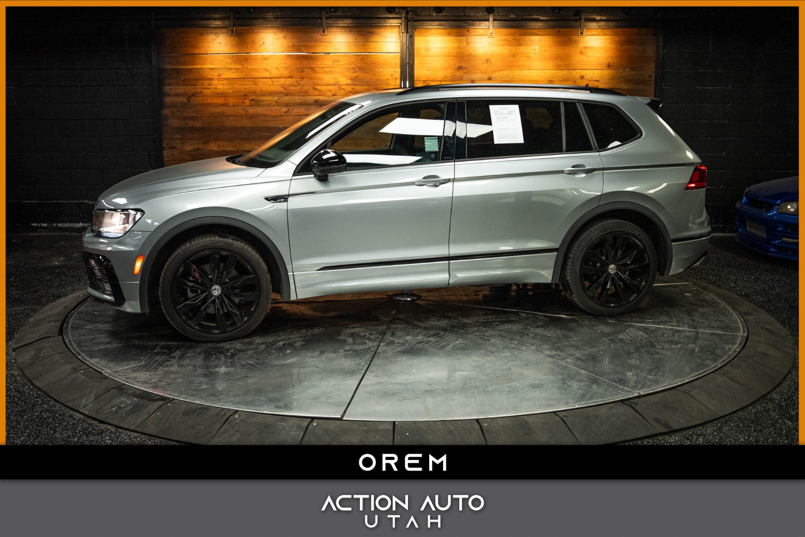 2021 Volkswagen Tiguan SE R-LINE BLACK's photo