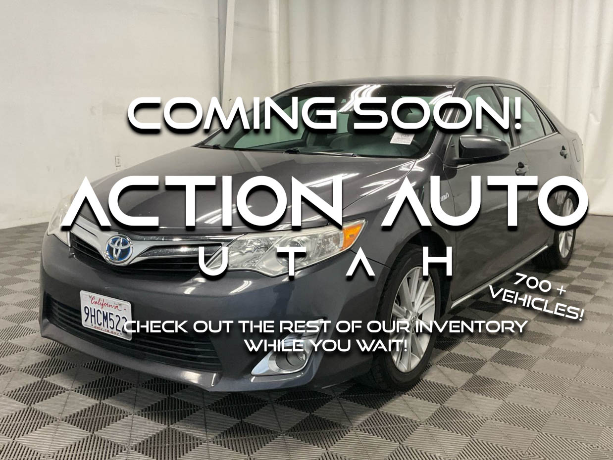 2014 Toyota Camry XLE Hybrid's photo