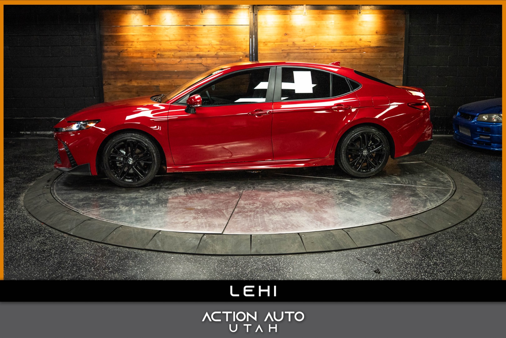 2025 Toyota Camry SE's photo