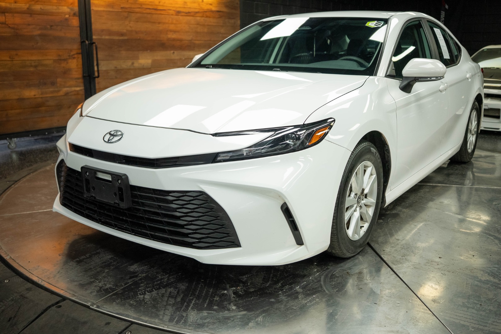 2025 Toyota Camry SE photo 2