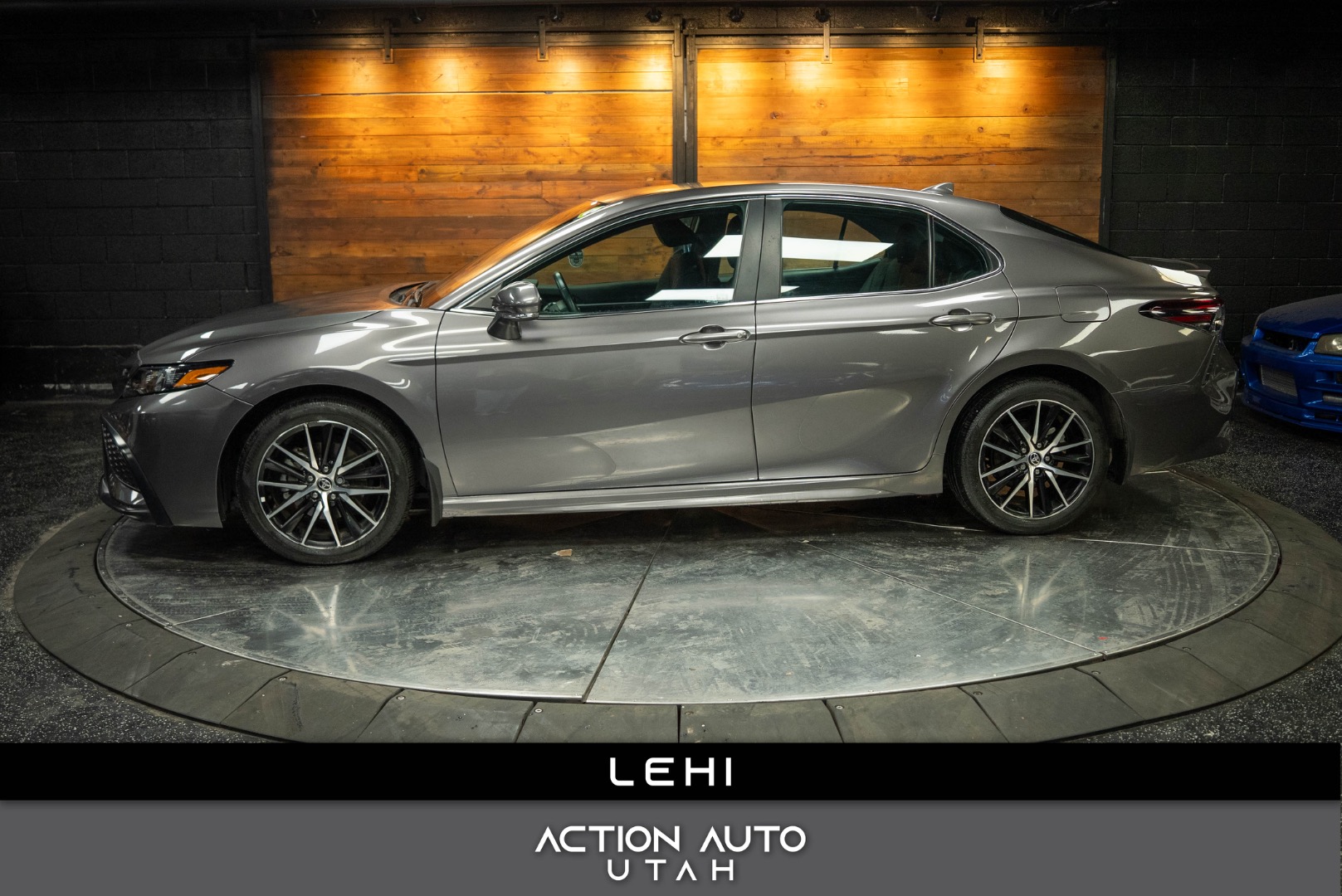 2023 Toyota Camry SE's photo