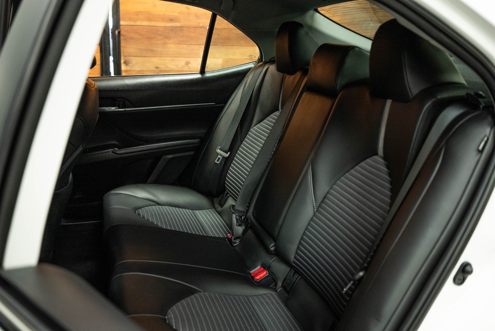 2024 Toyota Camry SE photo 10
