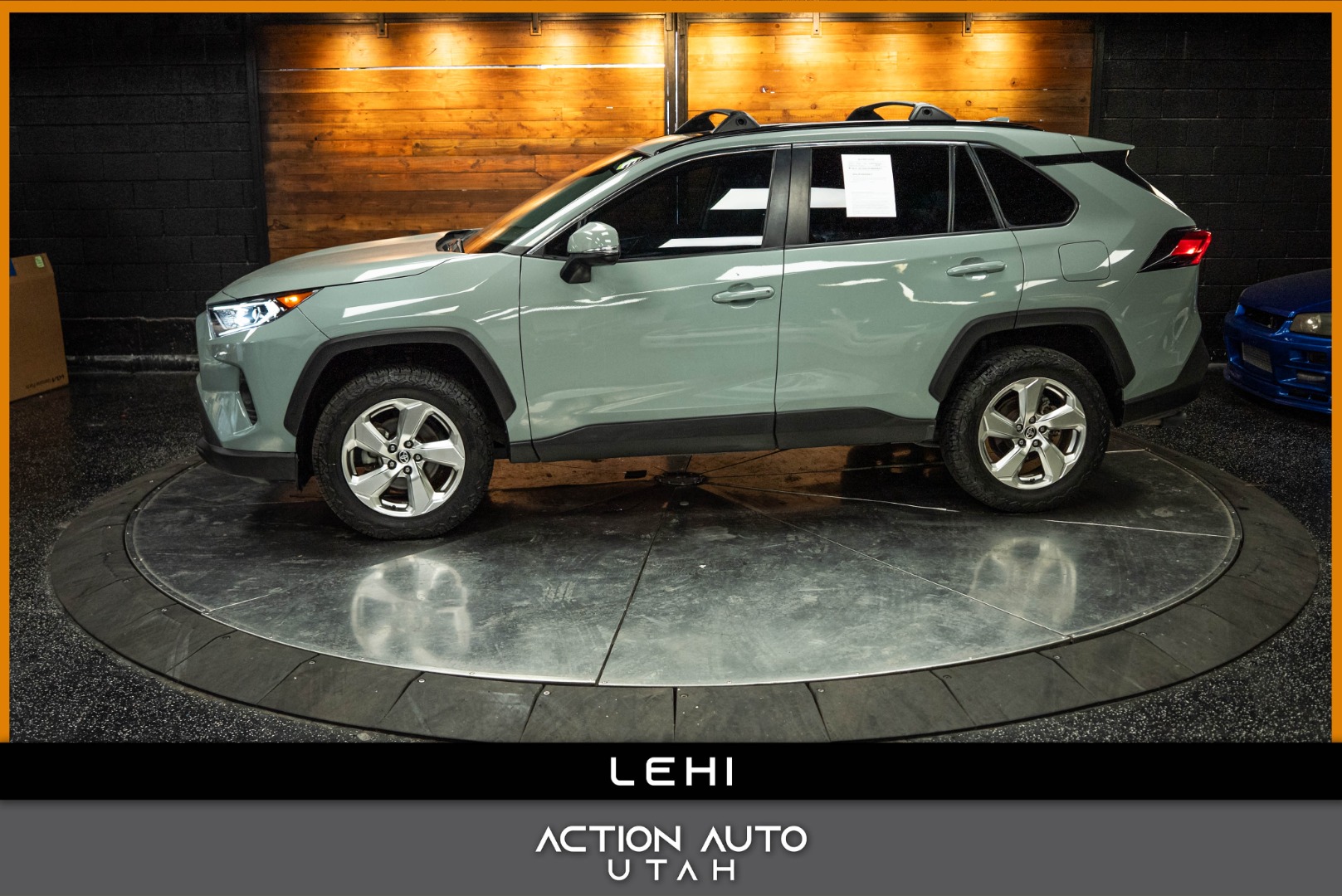 2021 Toyota RAV4 XLE Premium's photo