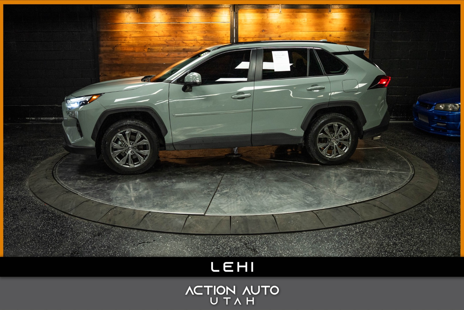 2022 Toyota RAV4 XLE Premium's photo