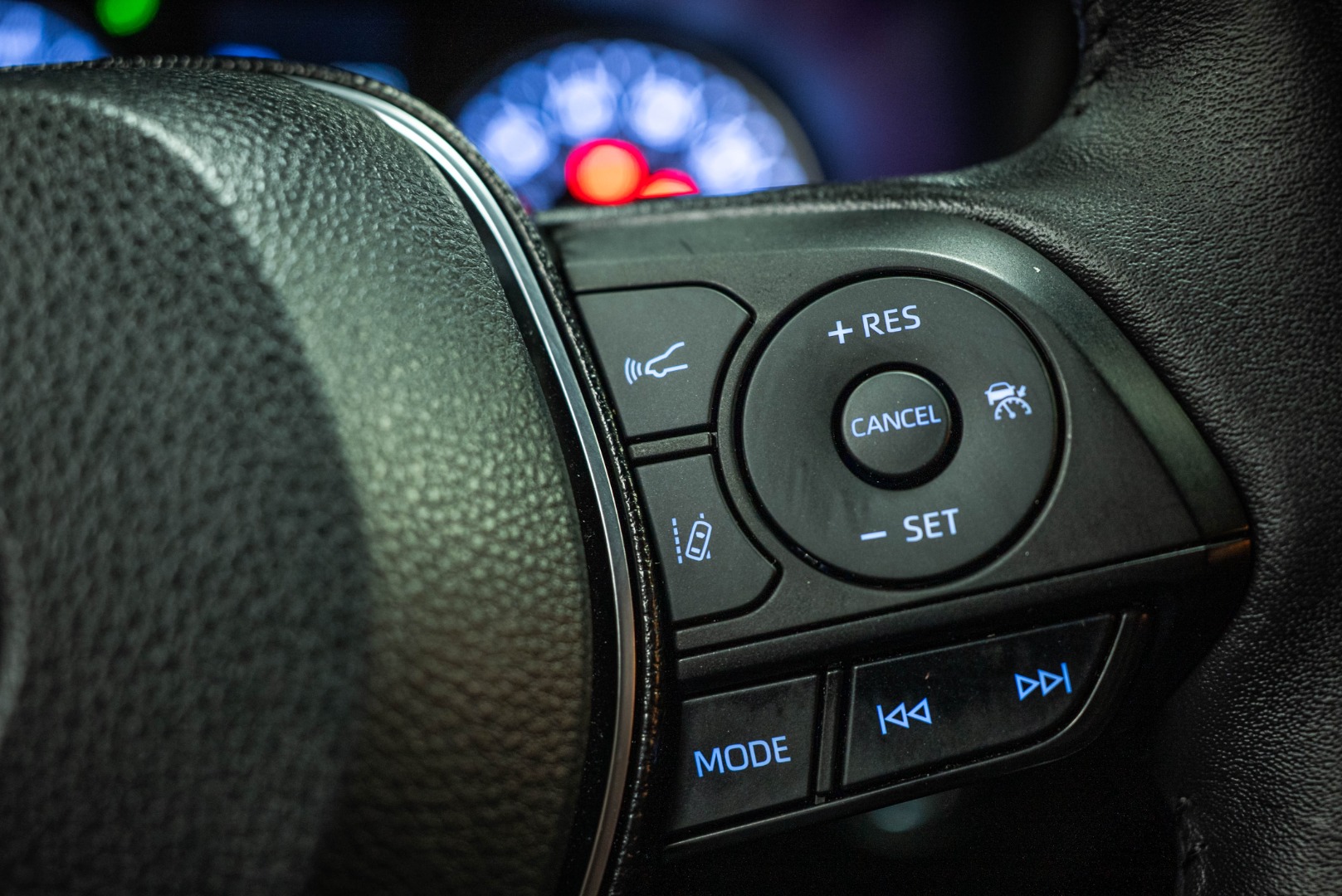 2021 Toyota RAV4 Hybrid XLE Premium photo 20