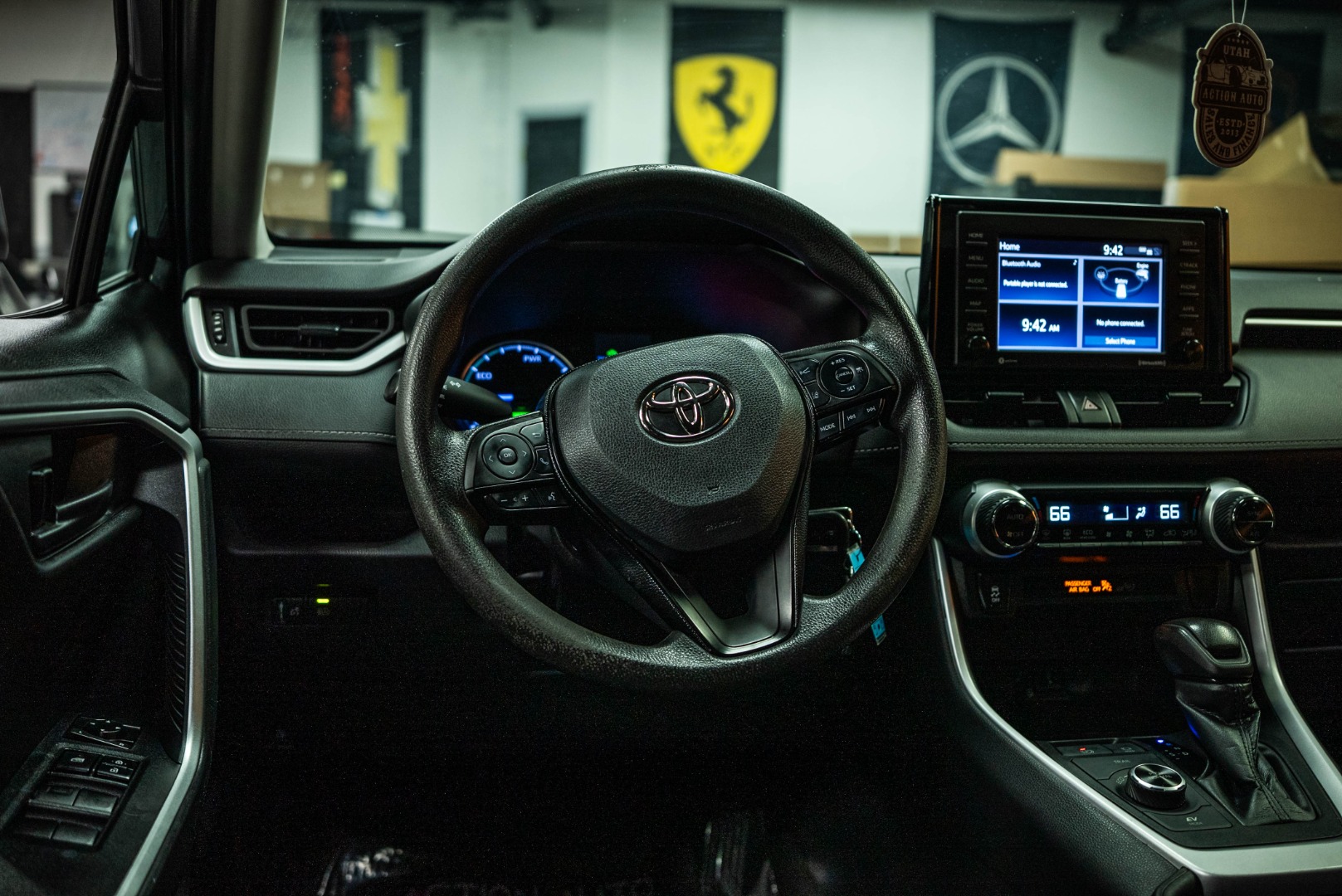 2021 Toyota RAV4 Hybrid LE photo 13