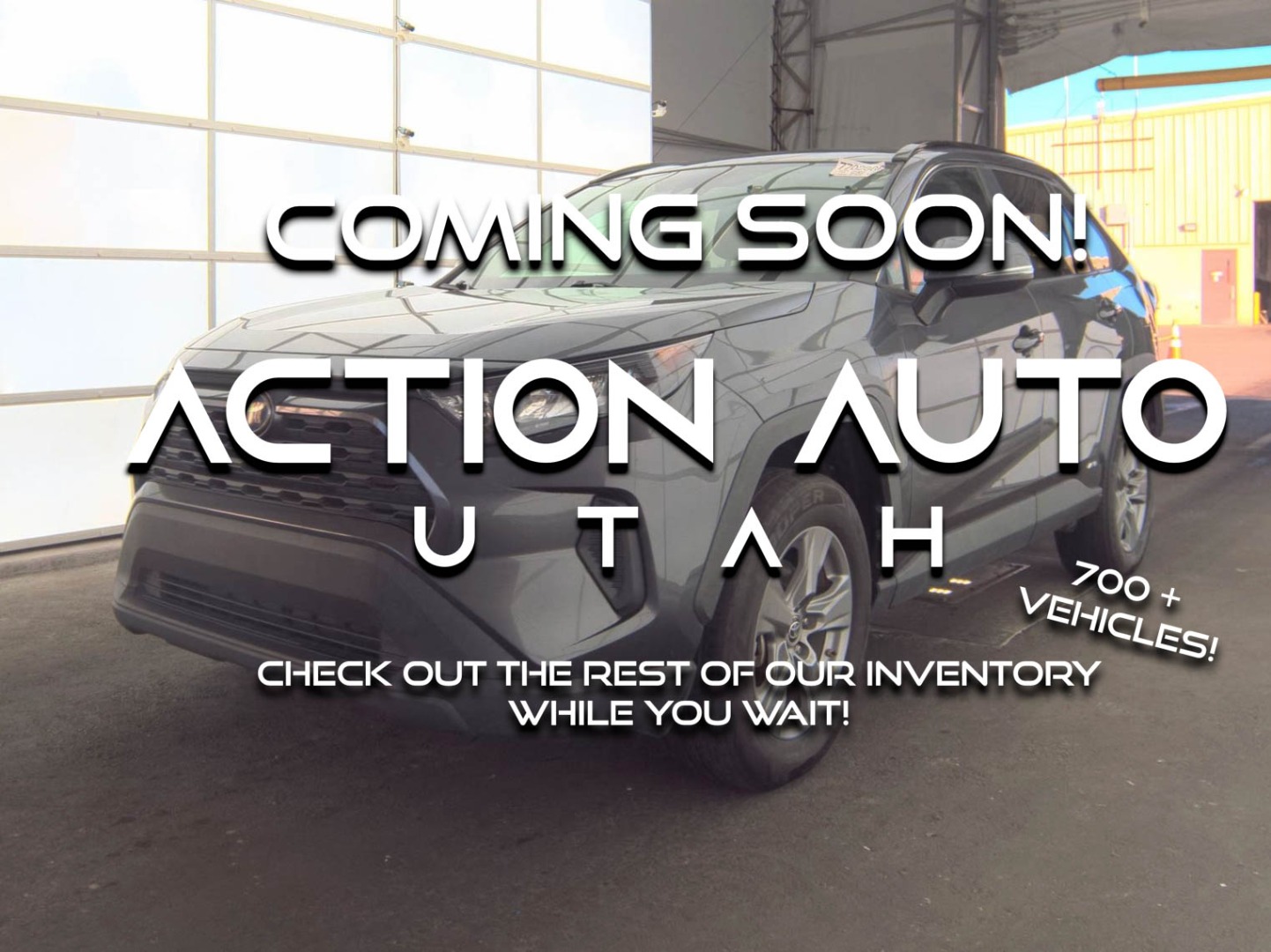 2022 Toyota RAV4 LE's photo