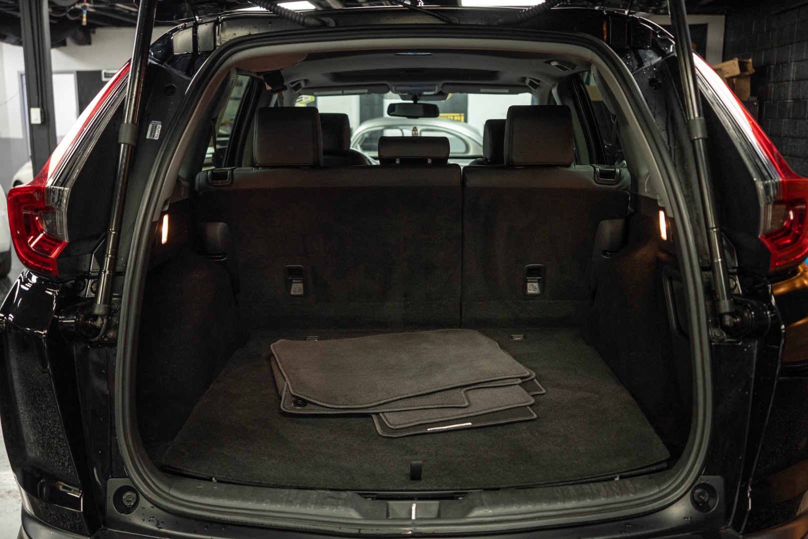 2022 Honda CR-V Hybrid EX-L photo 4