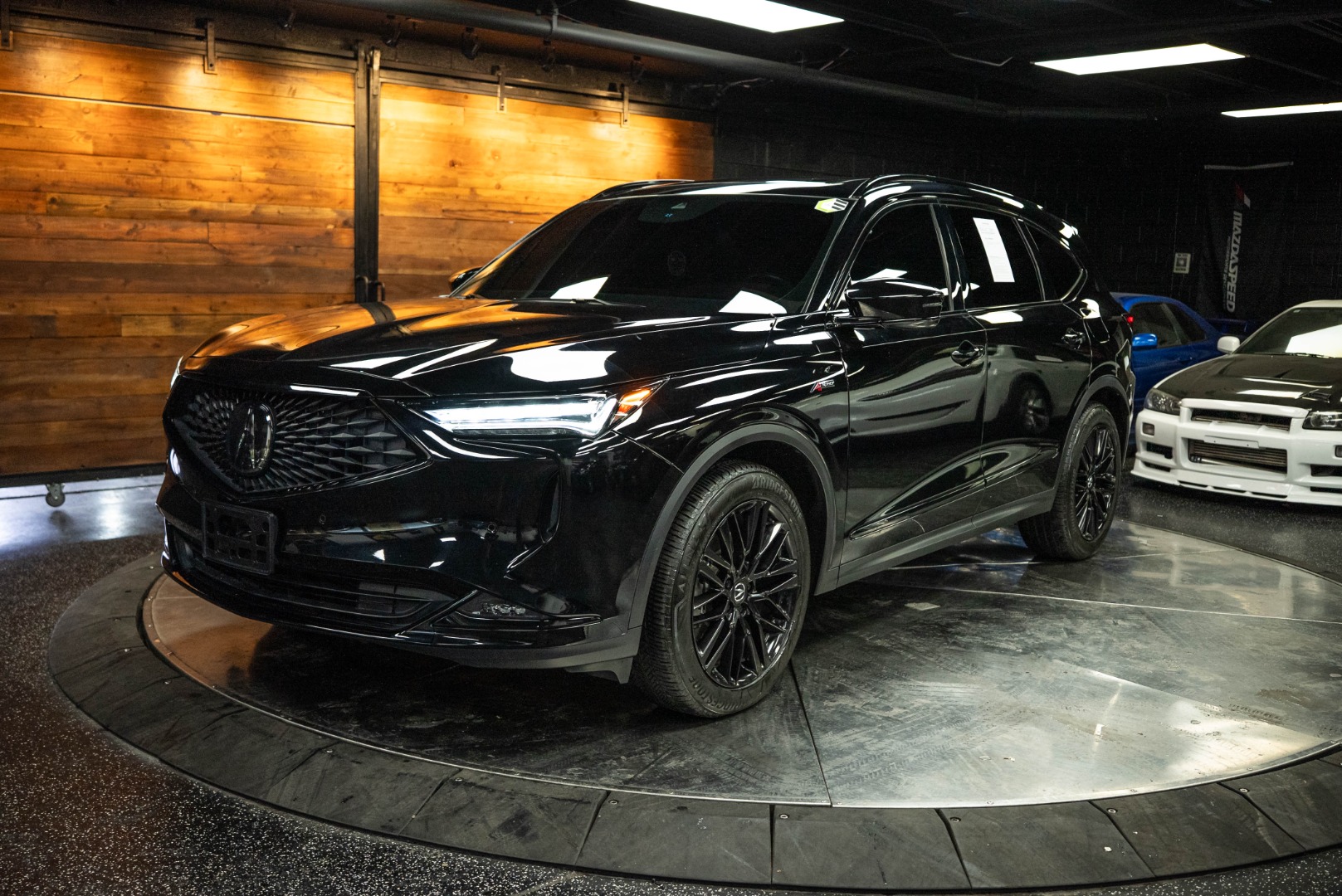2023 Acura MDX SH-AWD A-Spec photo 2