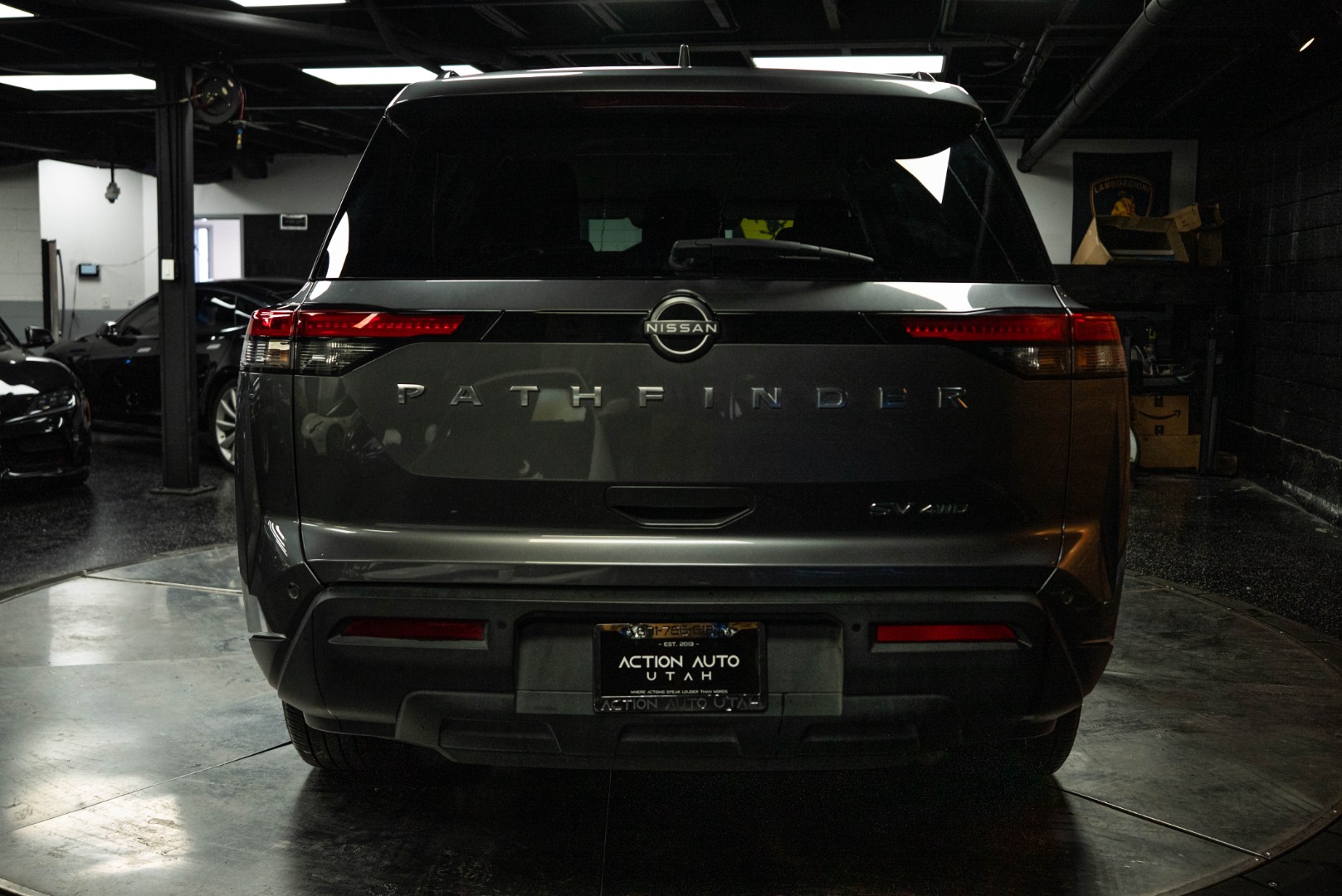 2024 Nissan Pathfinder SV photo 5