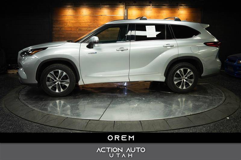 2022 TOYOTA HIGHLANDER