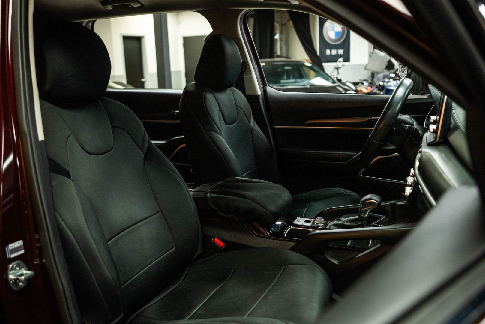 2021 Kia Telluride LX photo 13