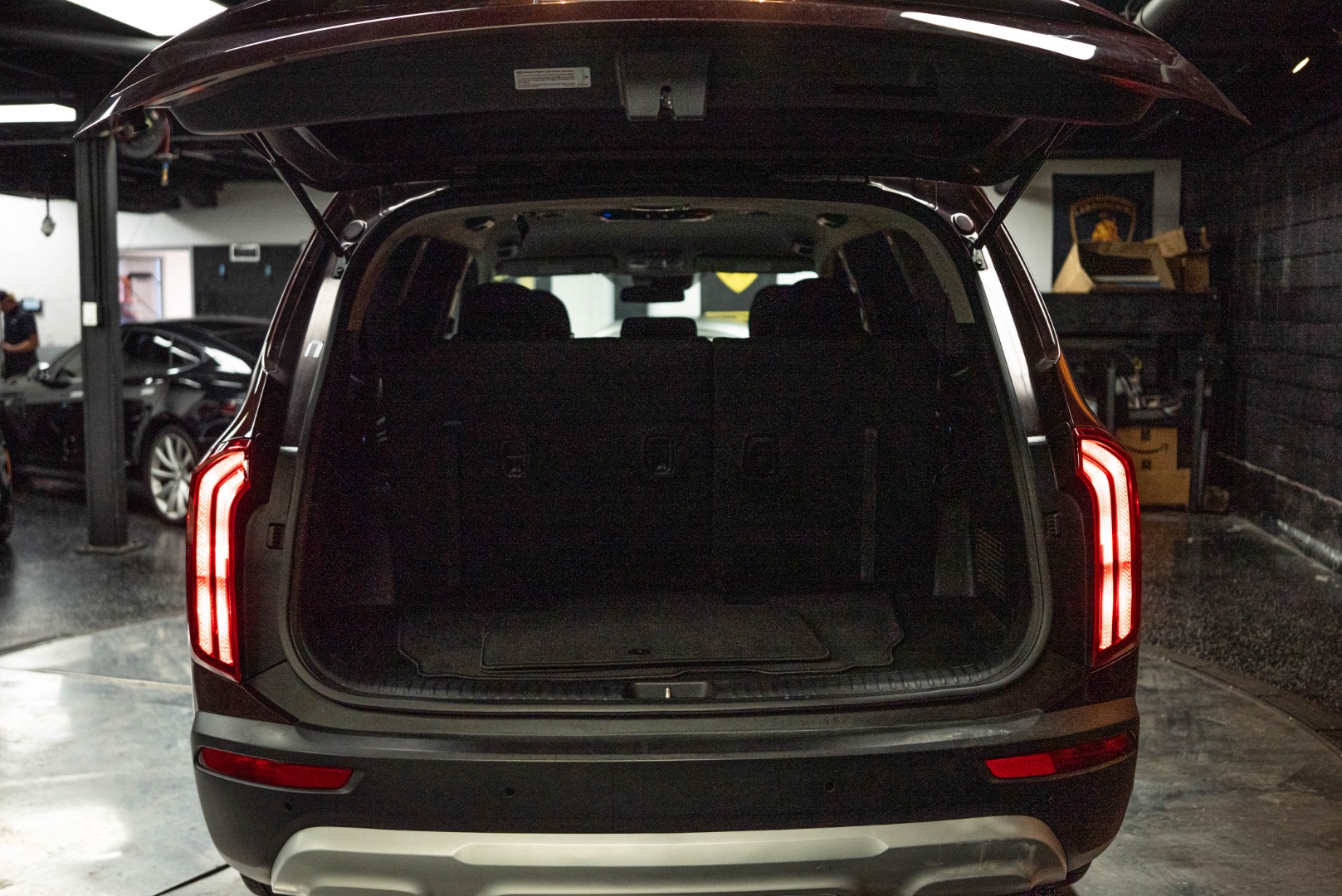 2021 Kia Telluride LX photo 7