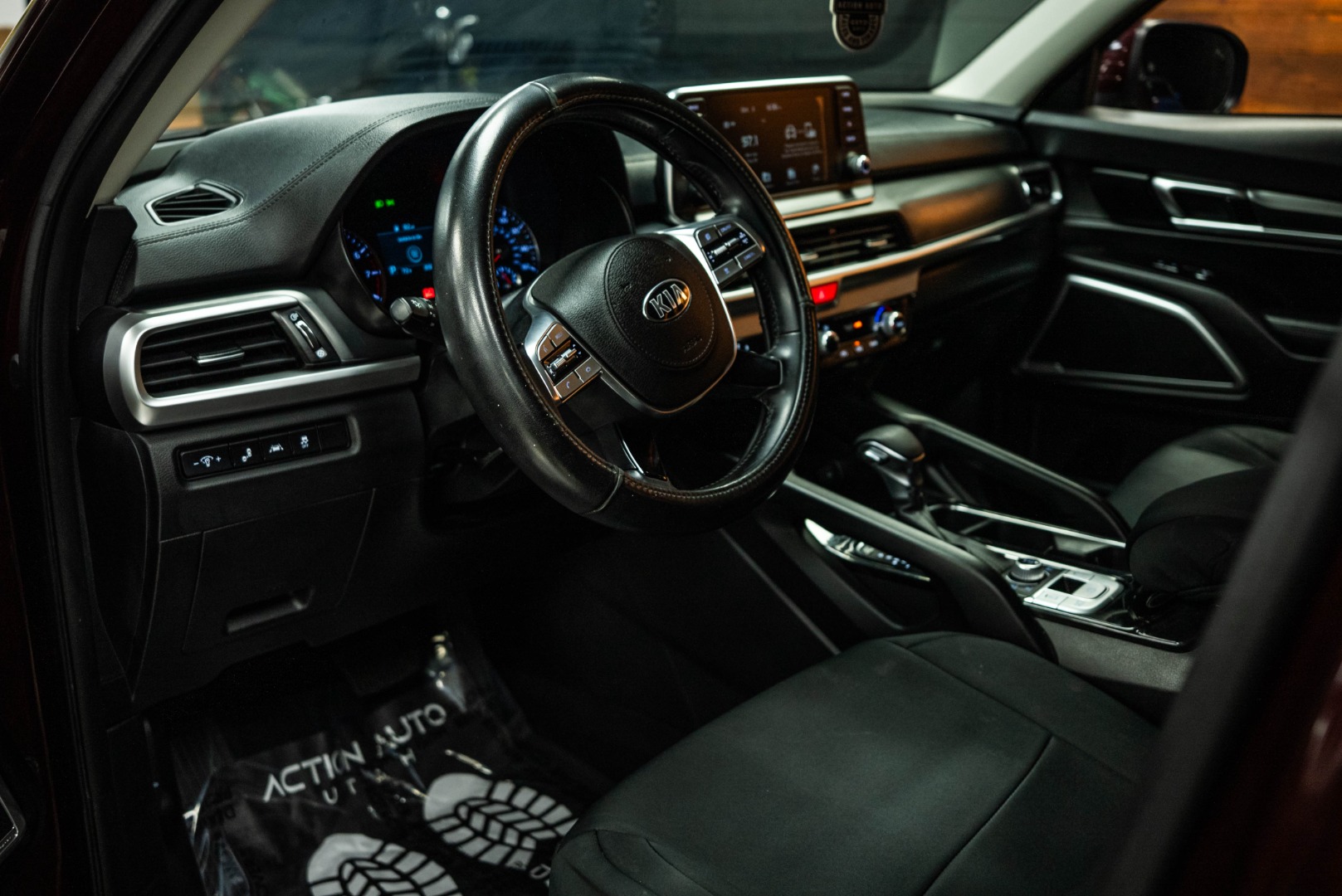 2021 Kia Telluride LX photo 8