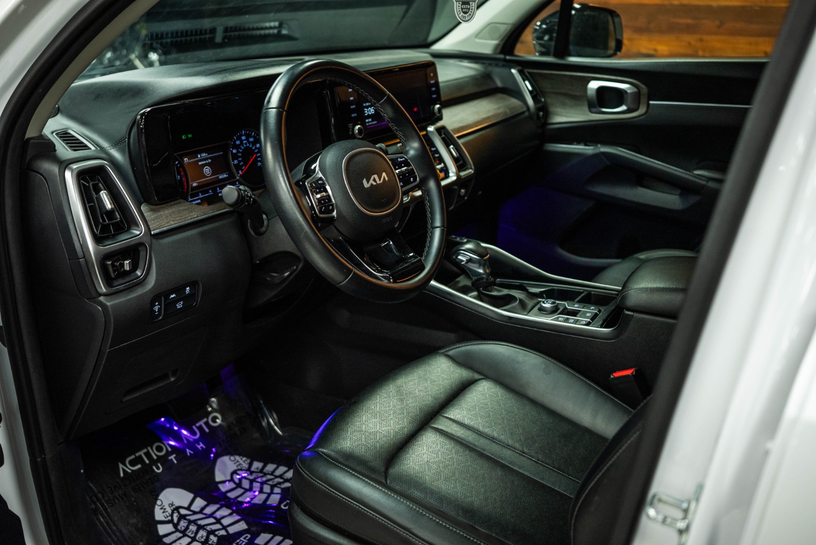 2022 Kia Sorento EX photo 7