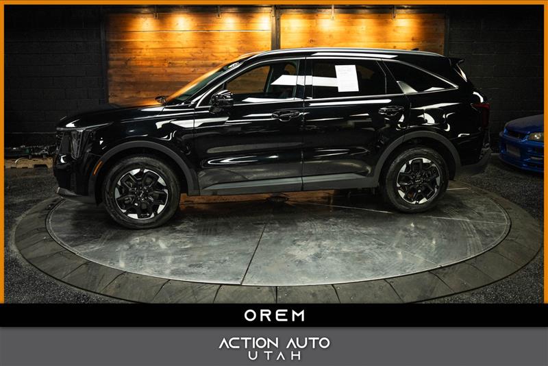 2025 KIA SORENTO