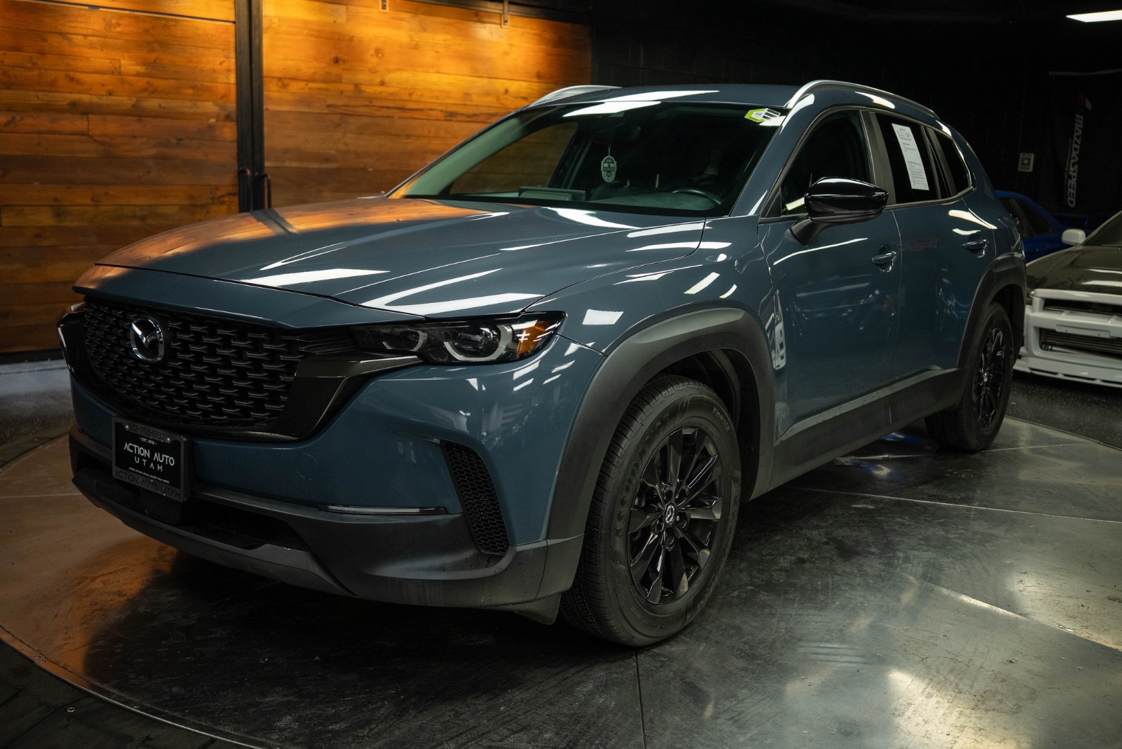 2024 Mazda CX-50 2.5 S Preferred photo 2