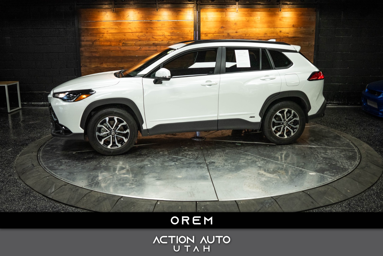 2023 Toyota Corolla Cross SE's photo