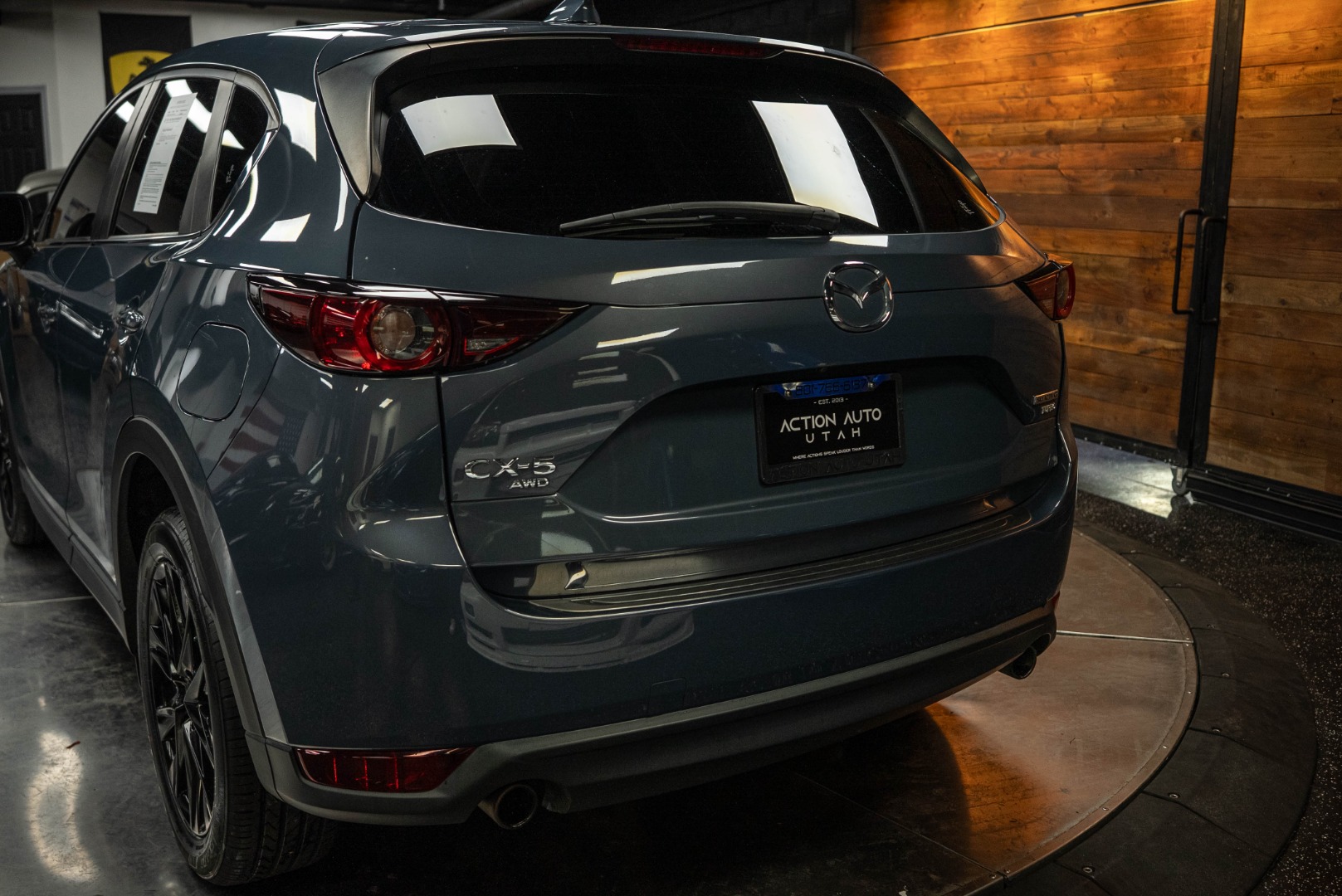 2021 Mazda CX-5 Carbon Turbo photo 5