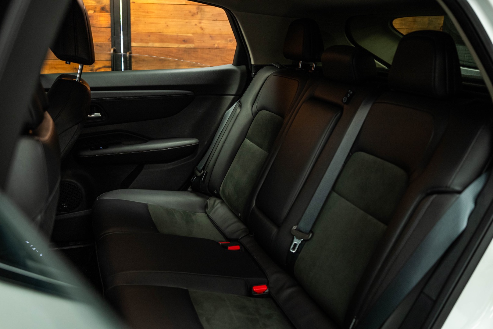 2024 Nissan ARIYA Engage photo 9