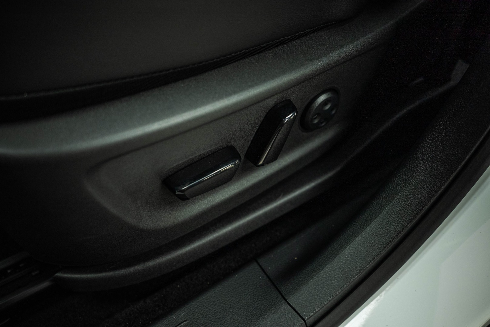 2024 Nissan ARIYA Engage photo 14