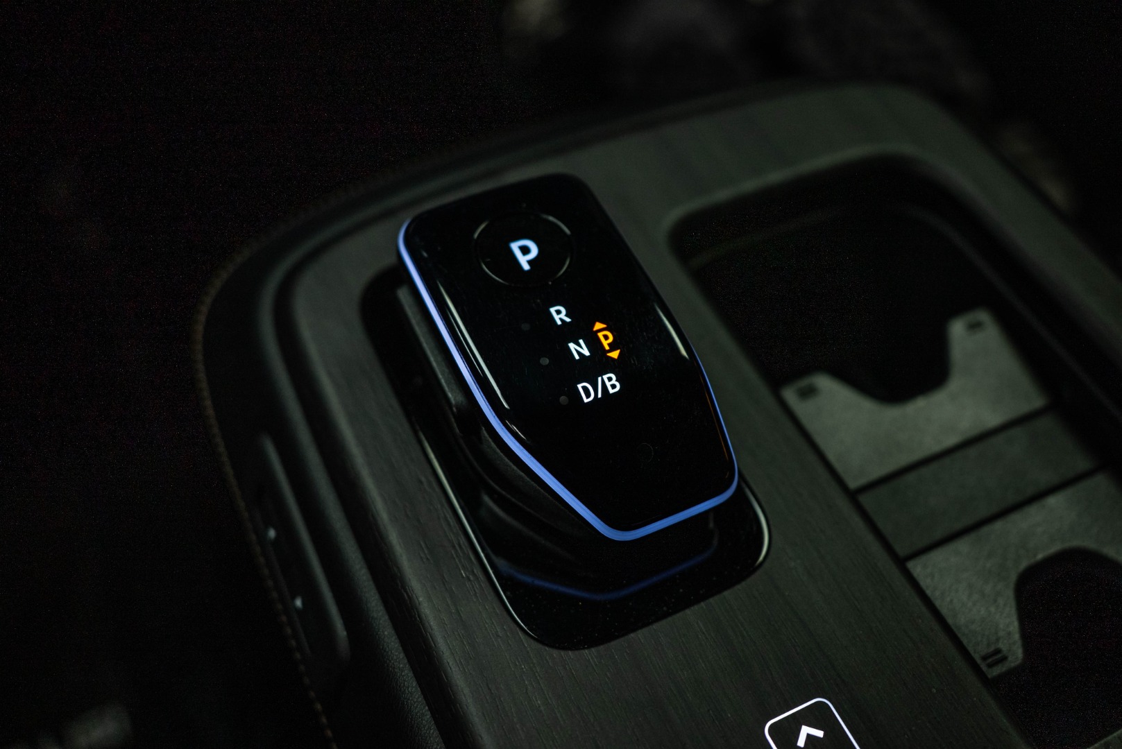 2024 Nissan ARIYA Engage photo 18