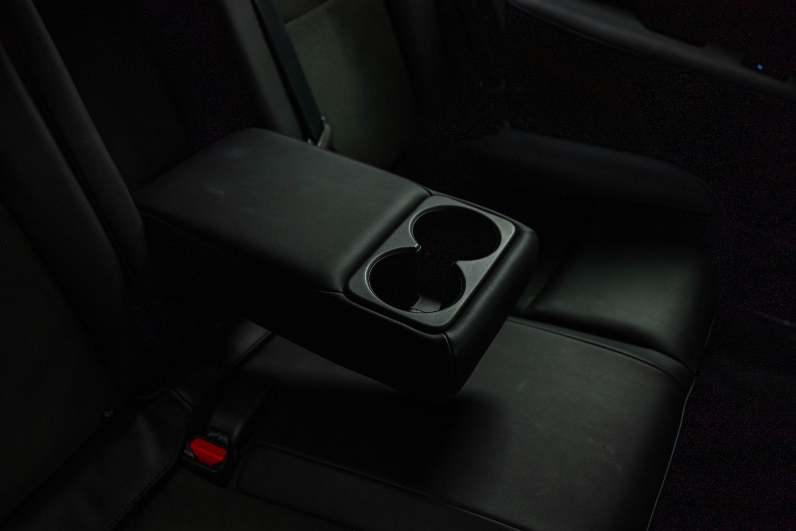 2024 Nissan ARIYA Engage photo 11