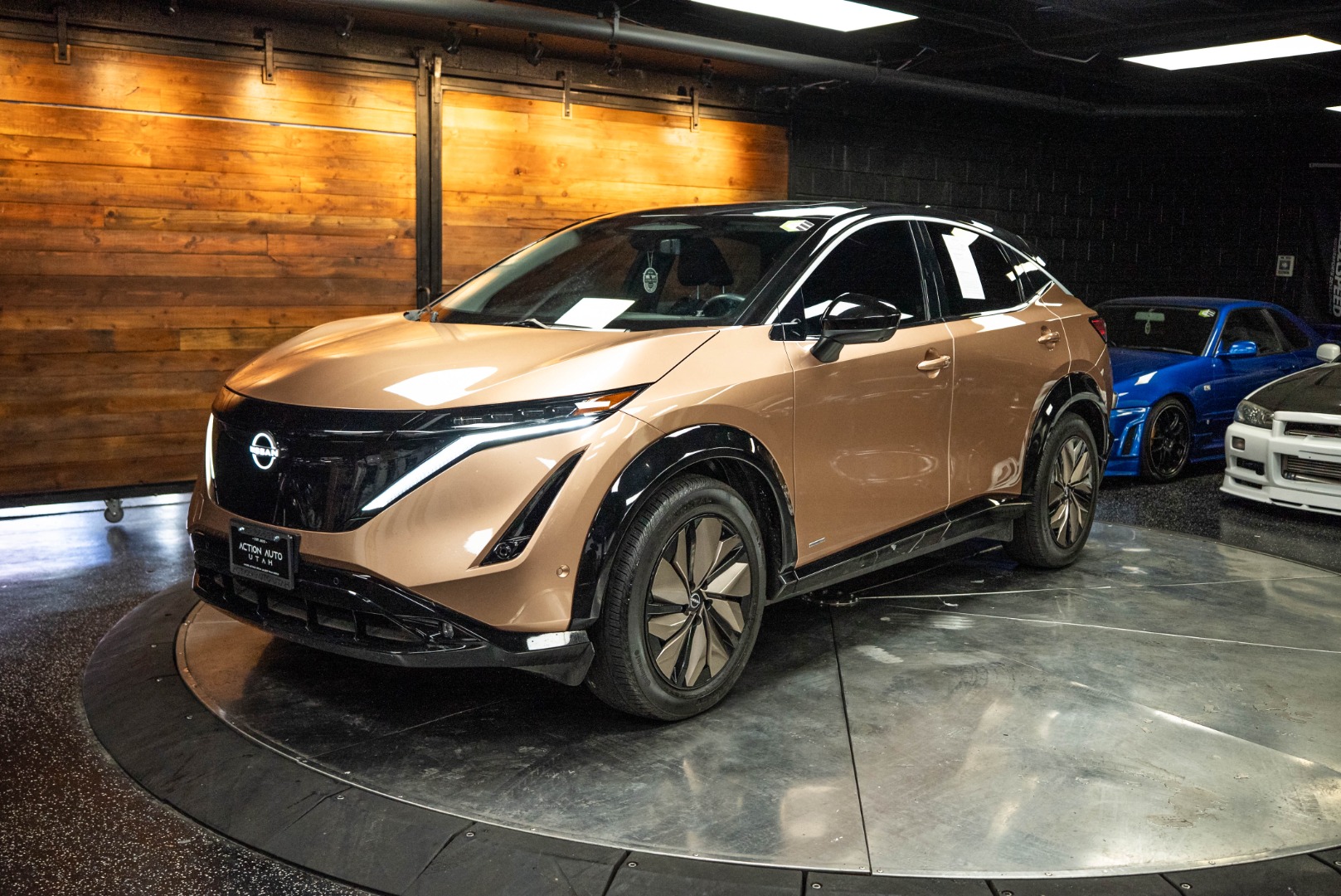 2023 Nissan ARIYA Premiere photo 2