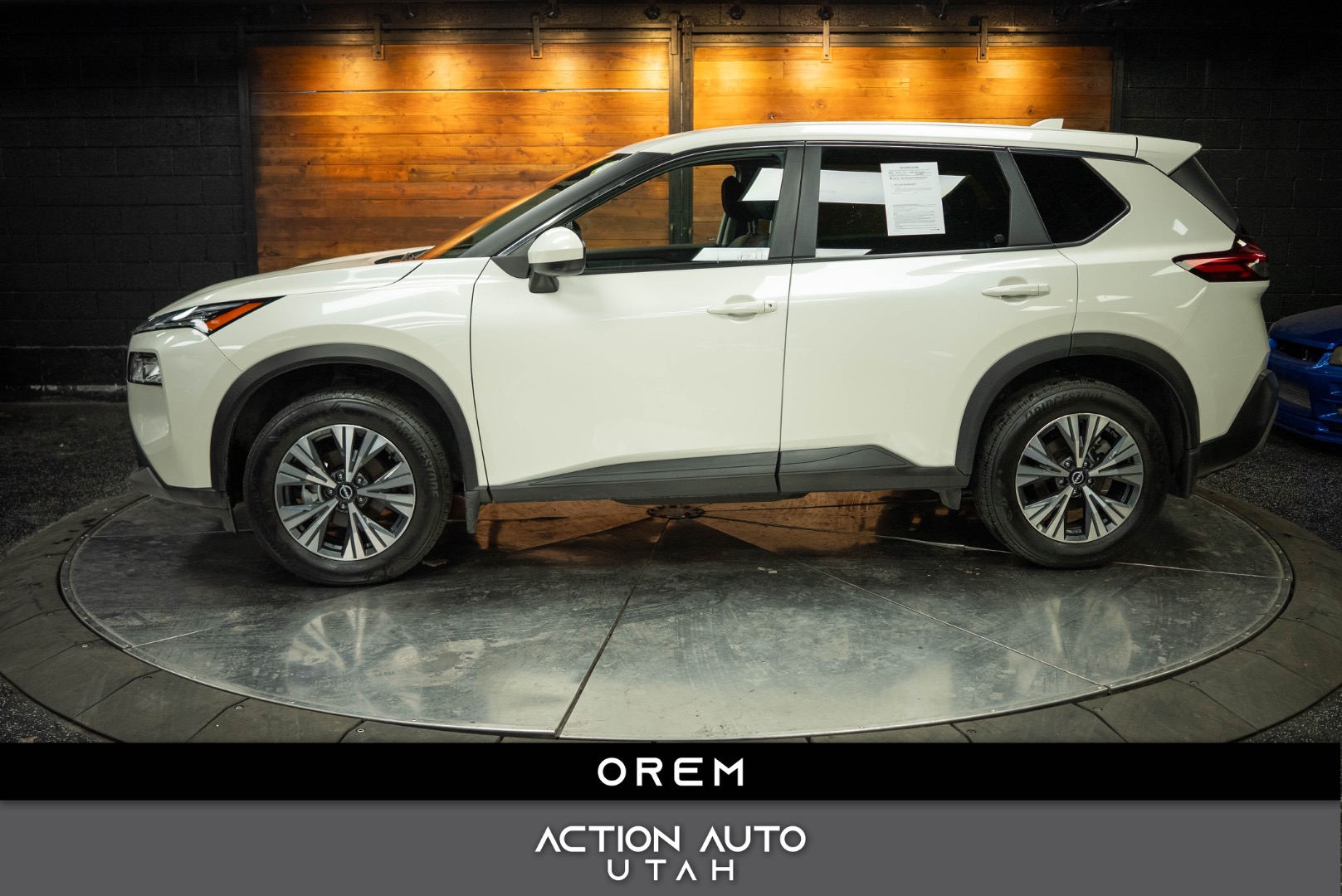 2023 Nissan Rogue SV's photo